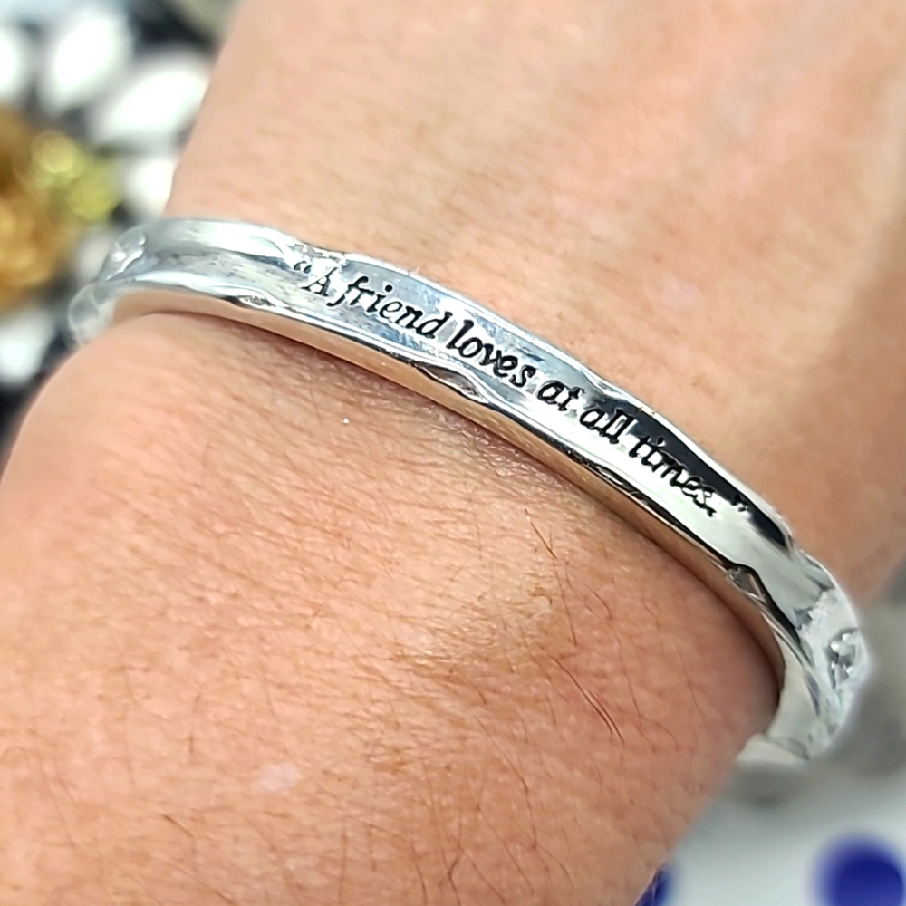 Brighton "FOOTPRINTS:Proverbs 17:17" Hinged Bangle w Inset Swarovski Crystals 🙏